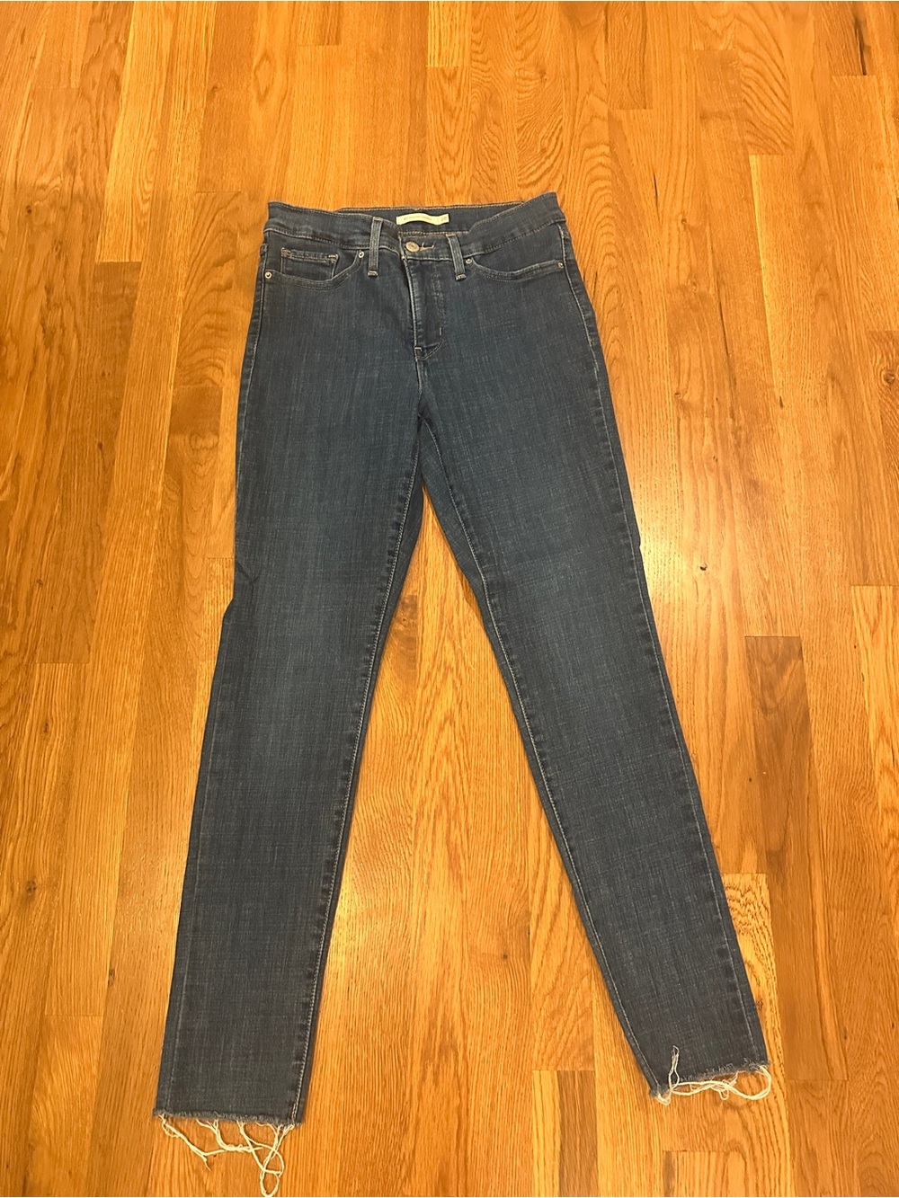 Levi’s 311 shaping skinny jeans